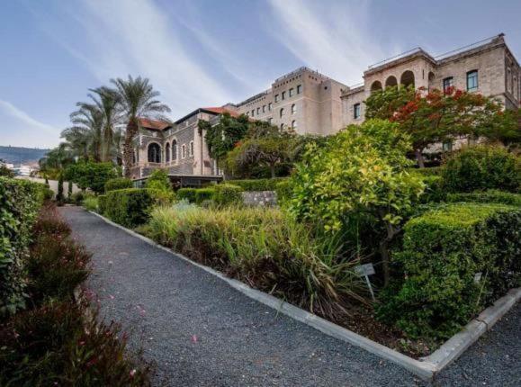 فندق ذا سكوتس طبريا المظهر الخارجي الصورة